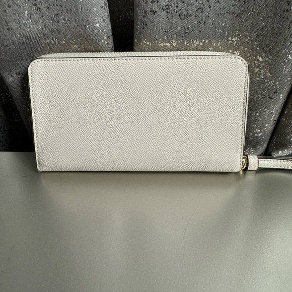 Coach Wallet - Picture 5 of 7
